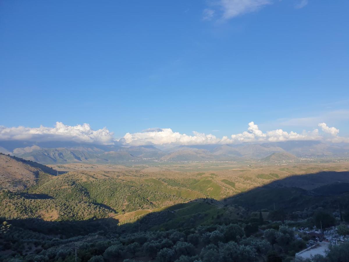 Rosemary House Guest House Sarande Bagian luar foto