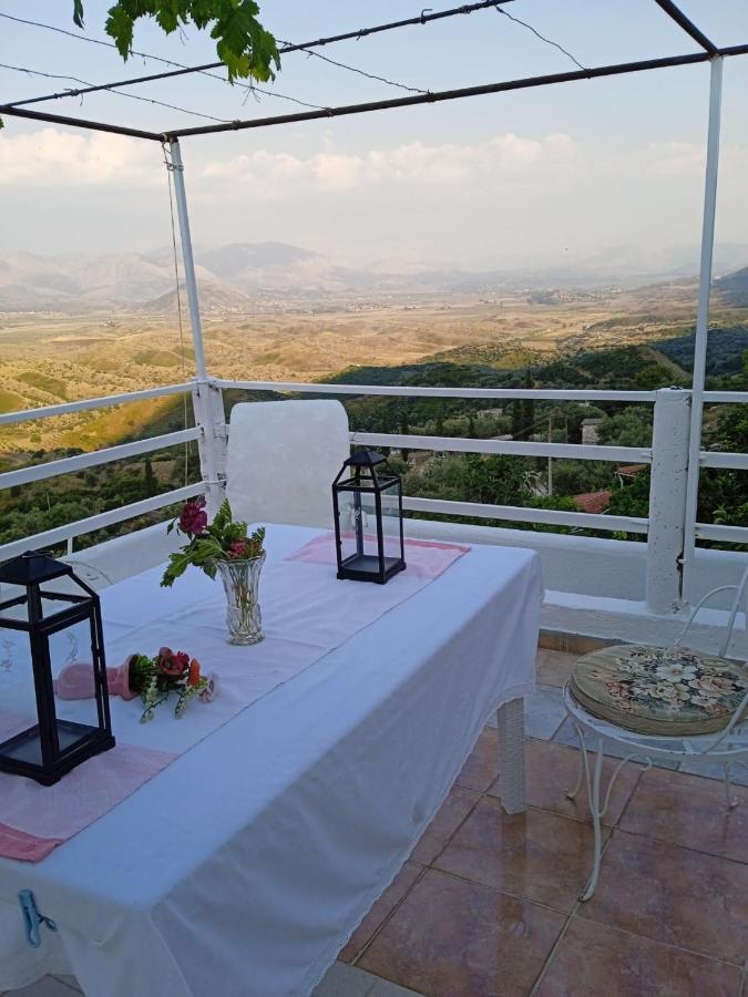 Rosemary House Guest House Sarande Bagian luar foto
