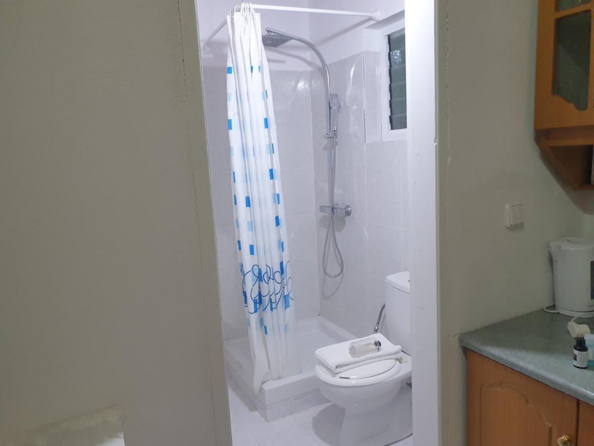 Rosemary House Guest House Sarande Bagian luar foto