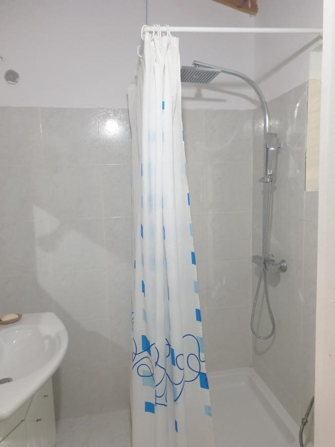 Rosemary House Guest House Sarande Bagian luar foto