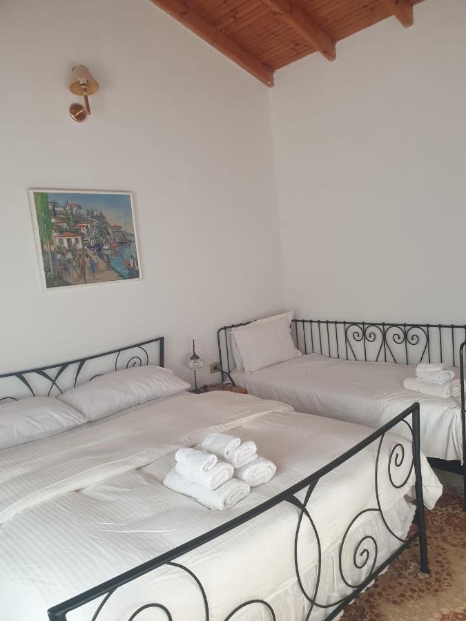 Rosemary House Guest House Sarande Bagian luar foto