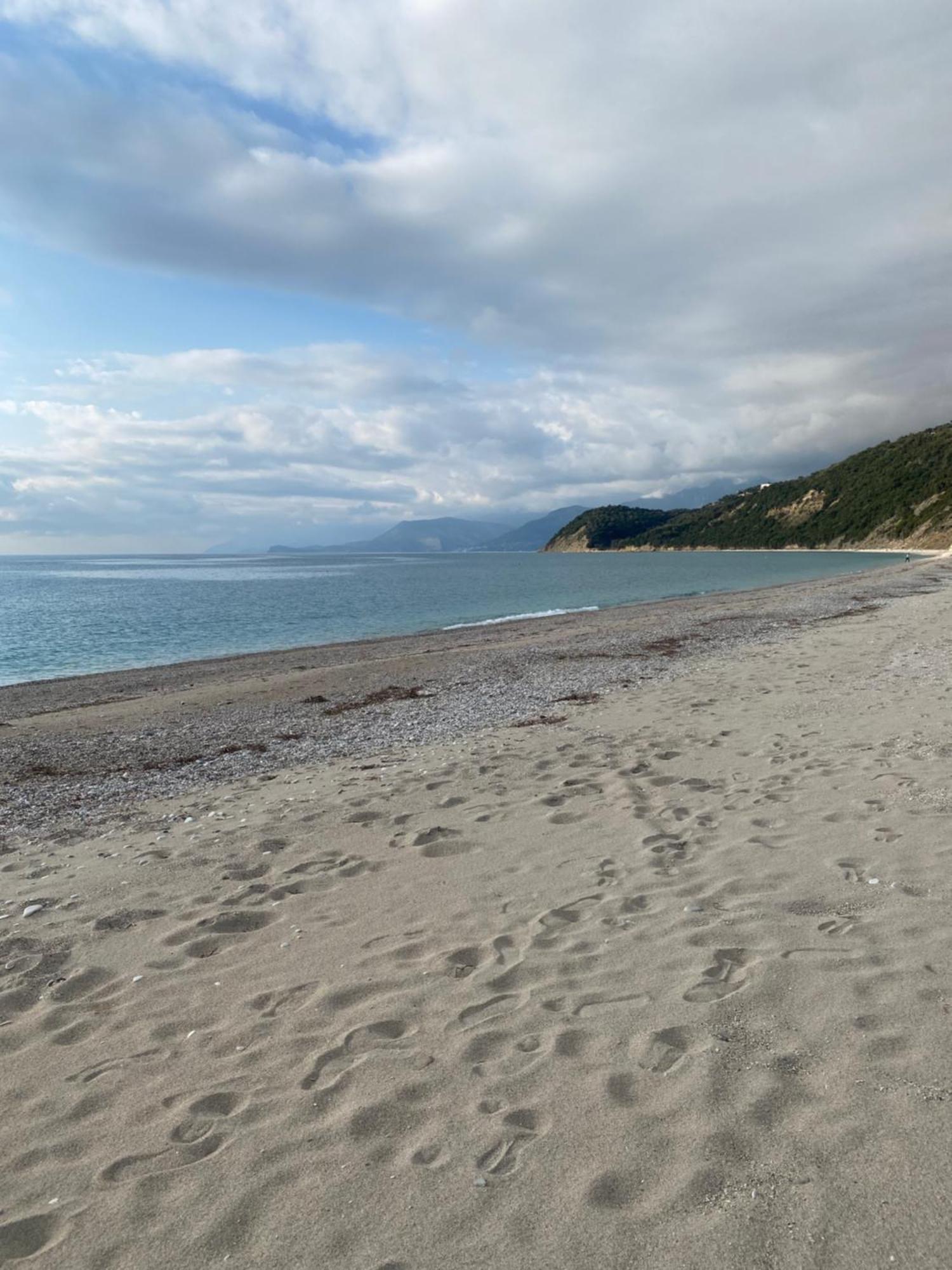 Rosemary House Guest House Sarande Bagian luar foto