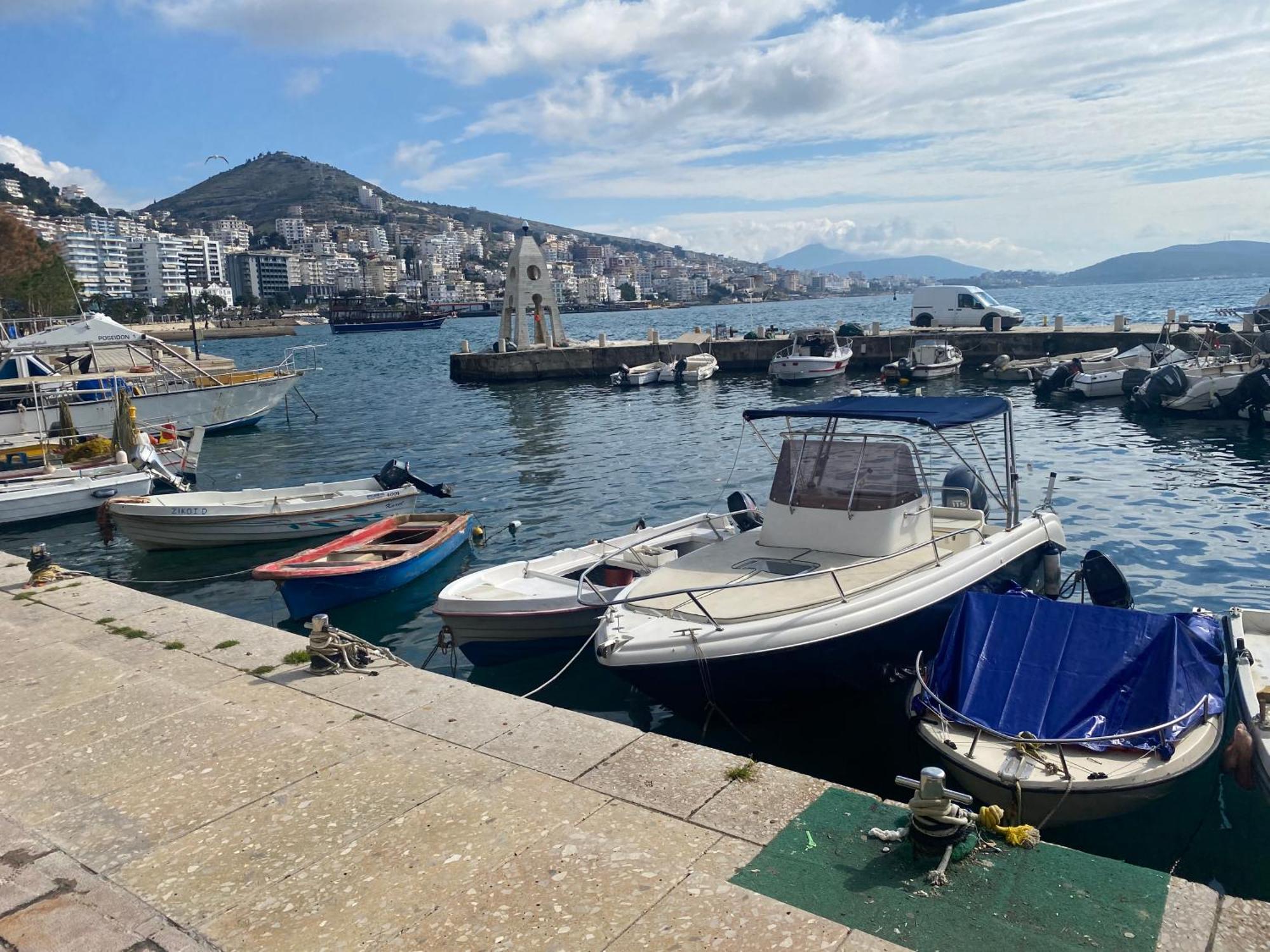 Rosemary House Guest House Sarande Bagian luar foto